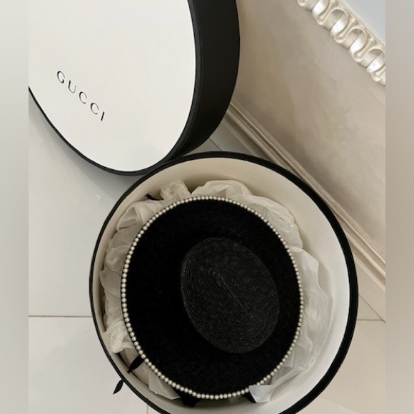 LIMITED EDITION GUCCI HAT - Picture 6 of 7